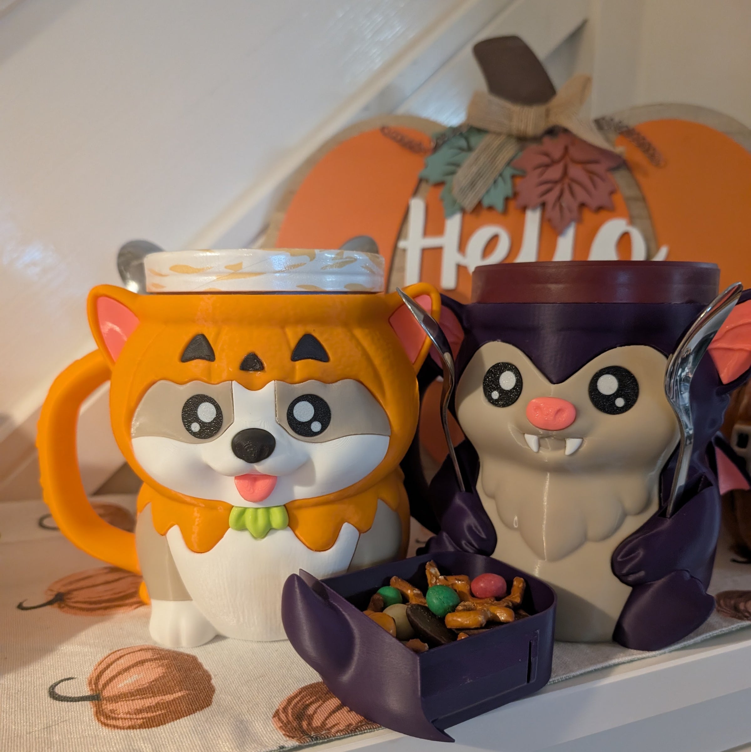 Kevin the Pumpkin Corgi – Ice Cream Pint Holder